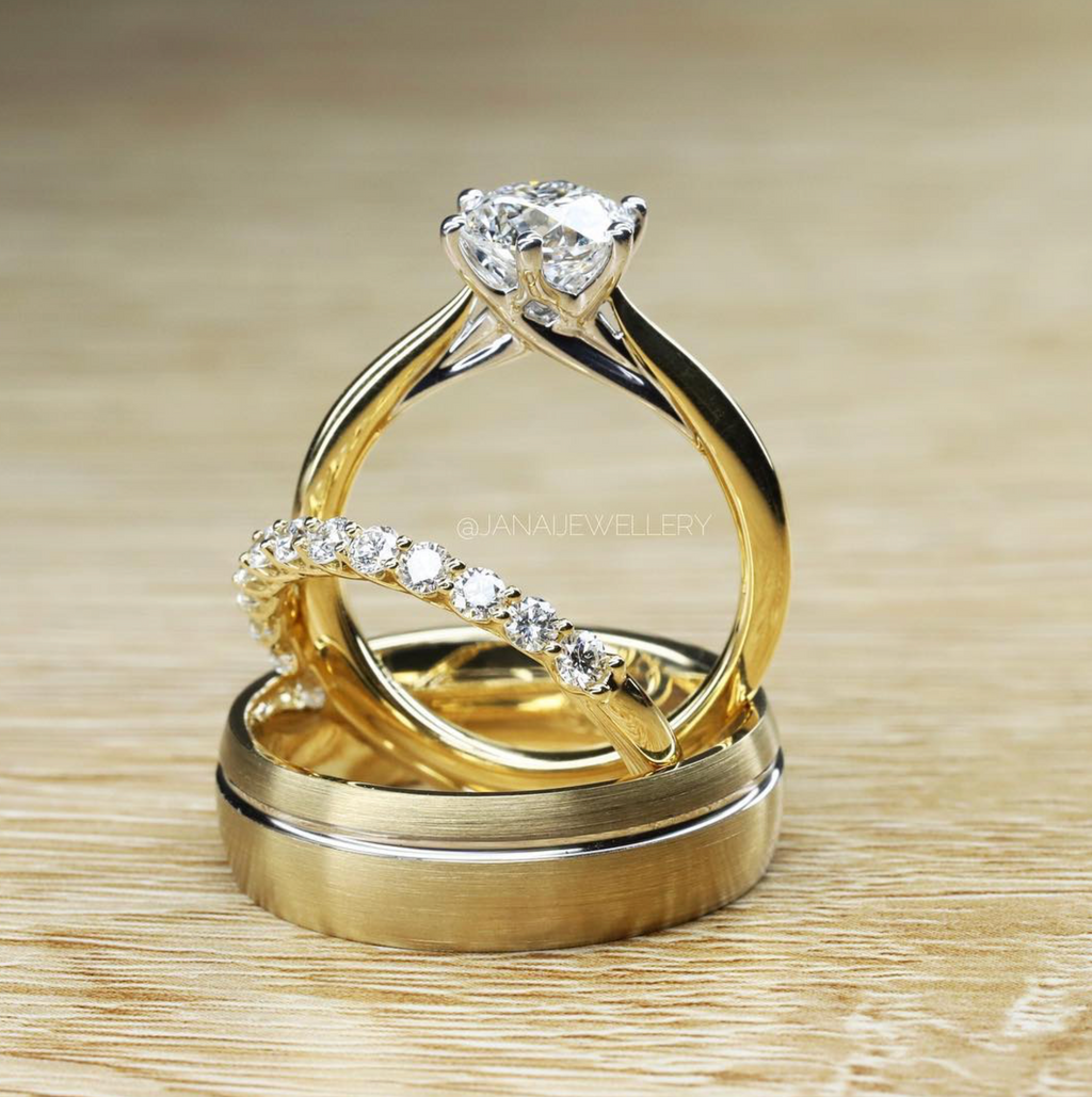Trending: 'Old Money' Engagement Rings