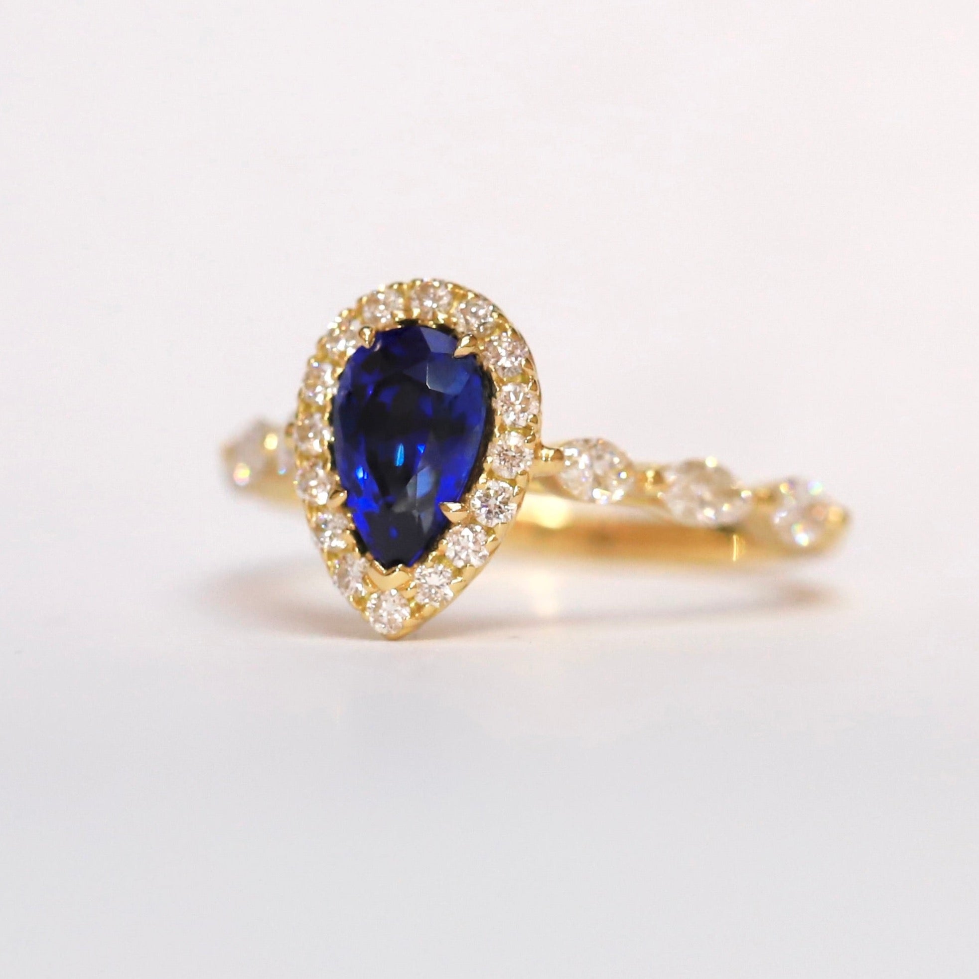 Harmony Parti Sapphire Ring